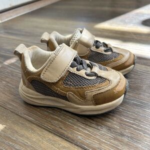 Zara Toddler Sneakers in Brown and Gray with Velcro Strap